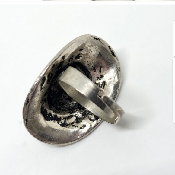 Statement Ring - Picture 4 of 4